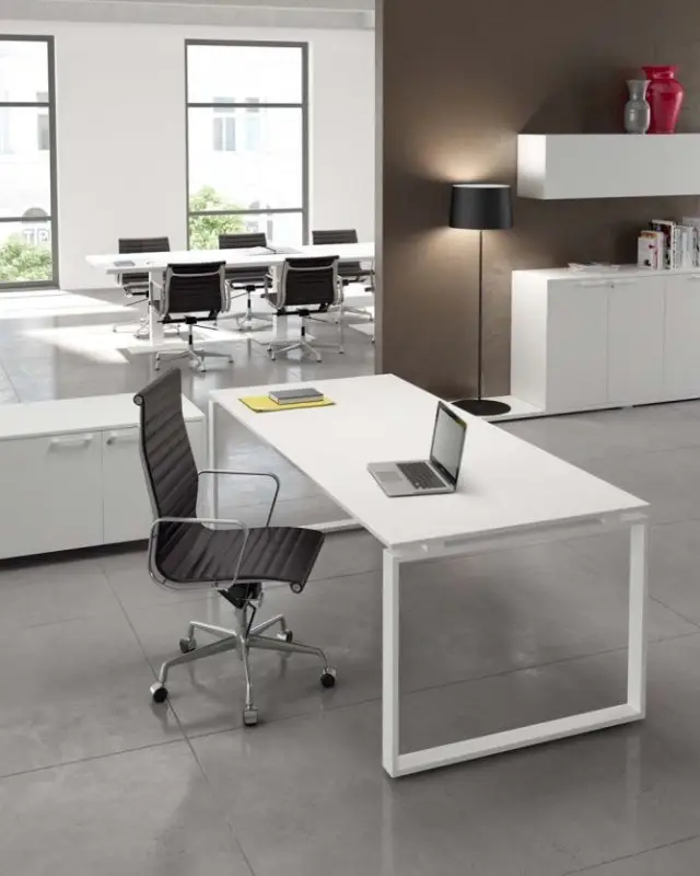 اکسسوری ها و امکانات میز کارشناسی