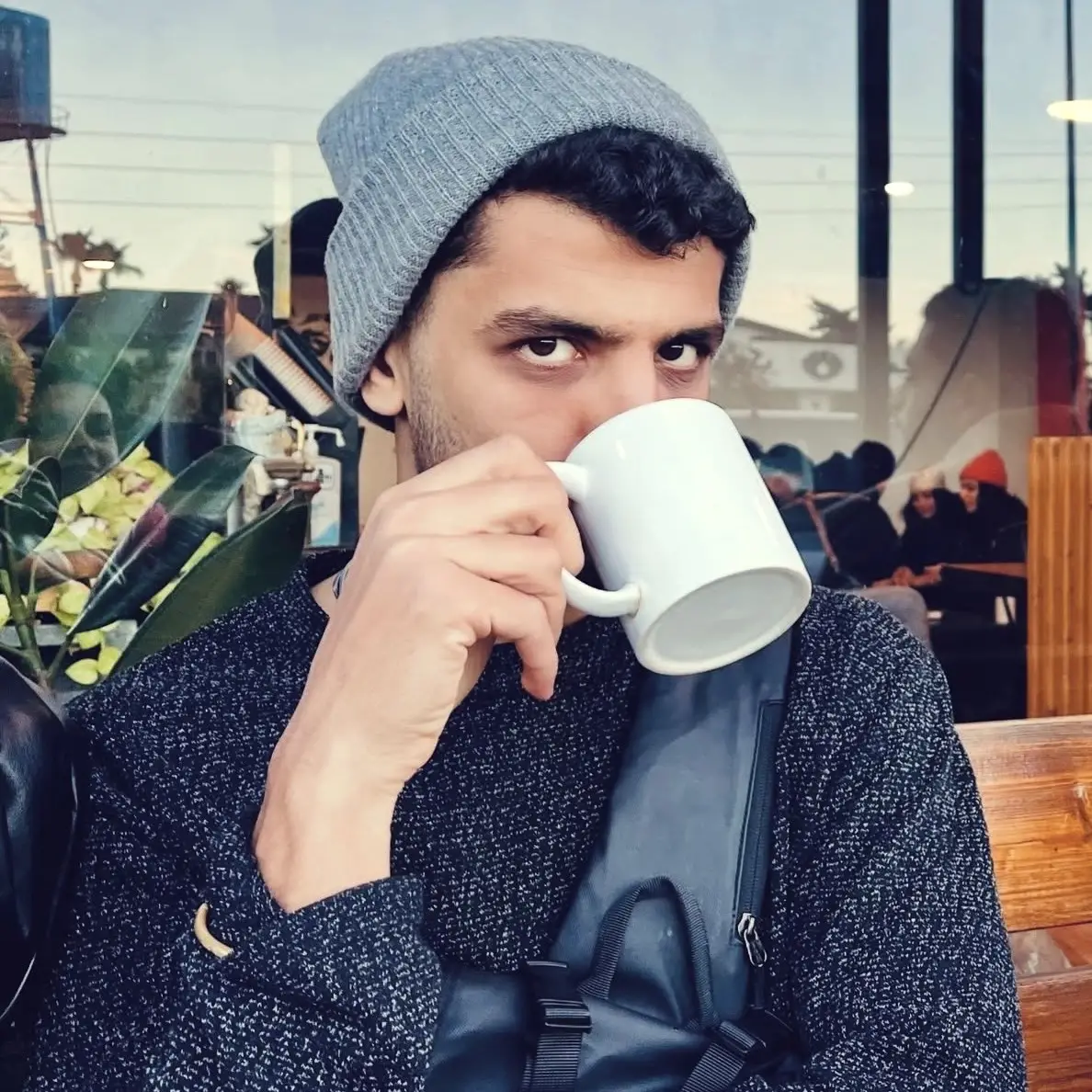 درباره ما 4 ali bayat
